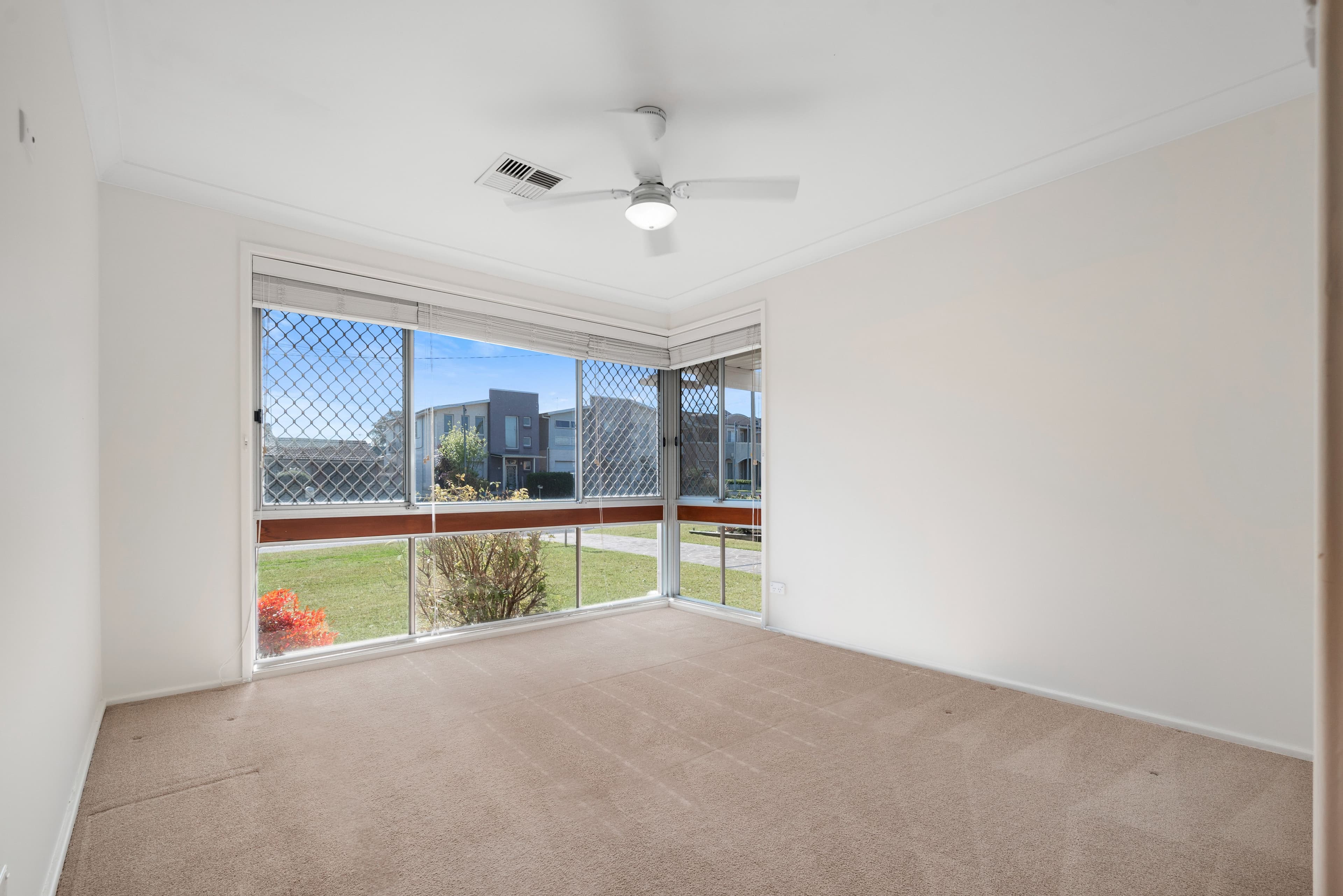 6 Edward Street, Macquarie Fields NSW 2564, Macquarie Fields - Thumbnail 7