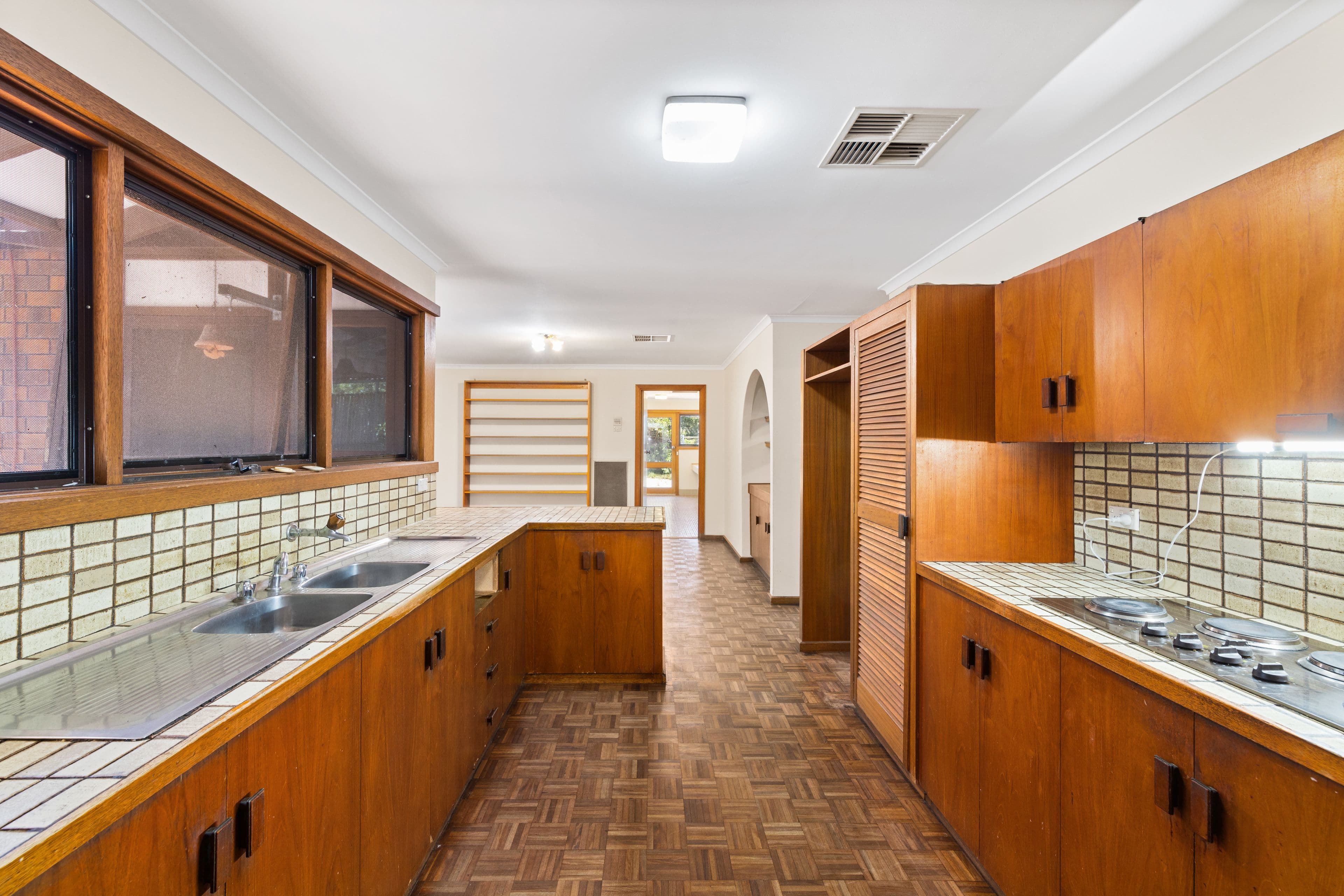 22 Beeston Way, West Lakes SA 5021, West Lakes - Thumbnail 6