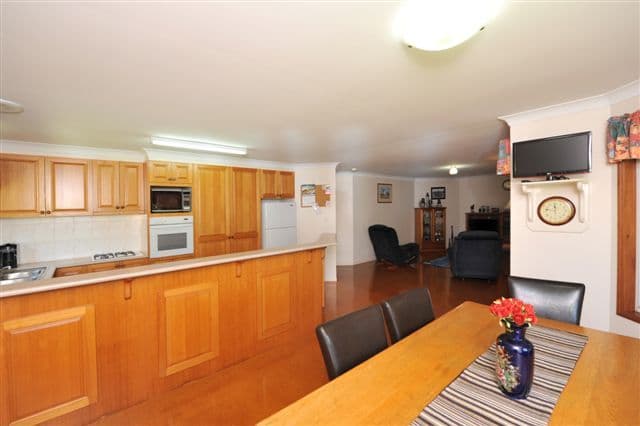 11 Jonquil Court, MIDDLE RIDGE QLD 4350, Middle Ridge - Thumbnail 5