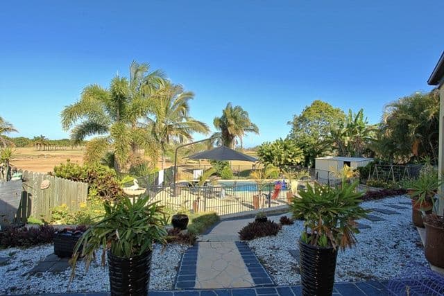 228 Barolin Esplanade, CORAL COVE QLD 4670, Coral Cove - Thumbnail 7