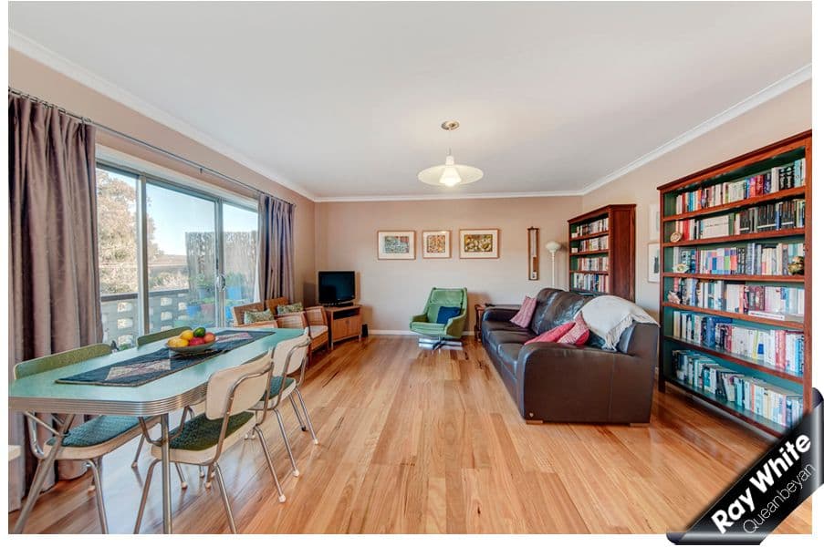 60 Trinculo Place, QUEANBEYAN NSW 2620, Queanbeyan East - Thumbnail 4
