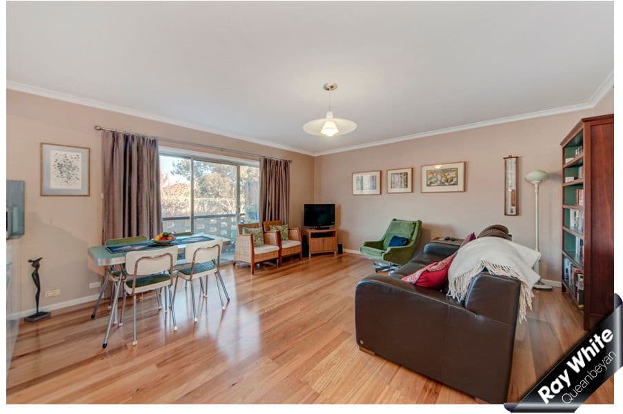 60 Trinculo Place, QUEANBEYAN NSW 2620, Queanbeyan East - Thumbnail 5