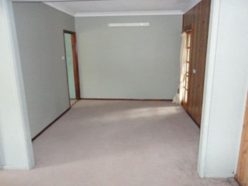 30 Bellevue Street, TEMORA NSW 2666, Temora - Thumbnail 7