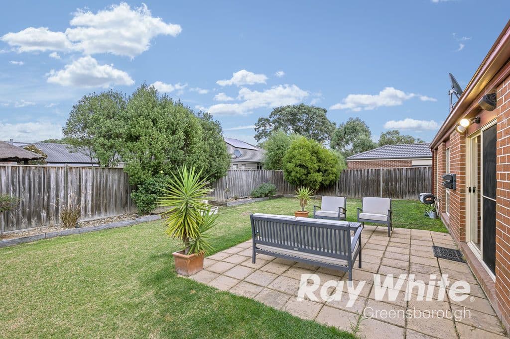 4 Montsalvat Street, Doreen VIC 3754, Doreen - Thumbnail 2