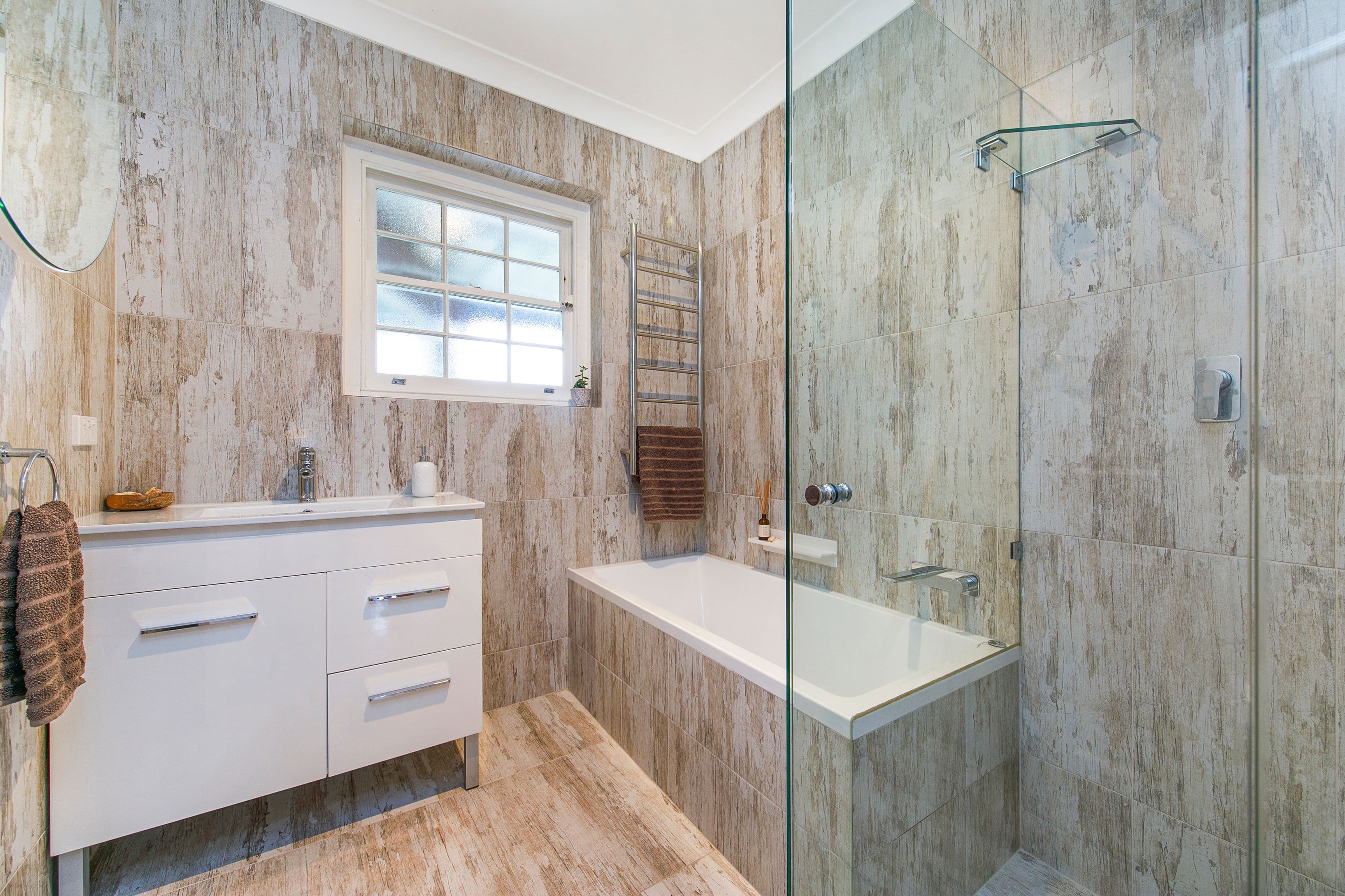 115 Warren Road, Modbury North SA 5092, Modbury North - Thumbnail 4
