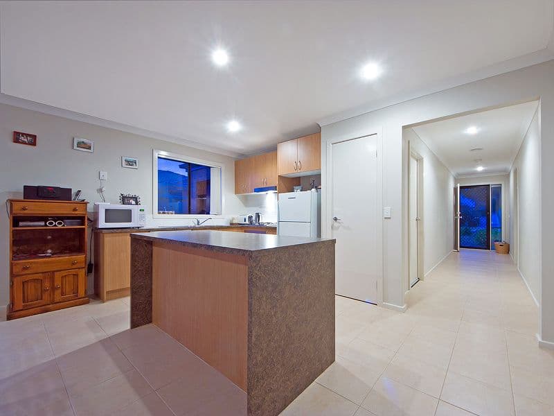 17 Crissa Street, TARNEIT VIC 3029, Tarneit - Thumbnail 3