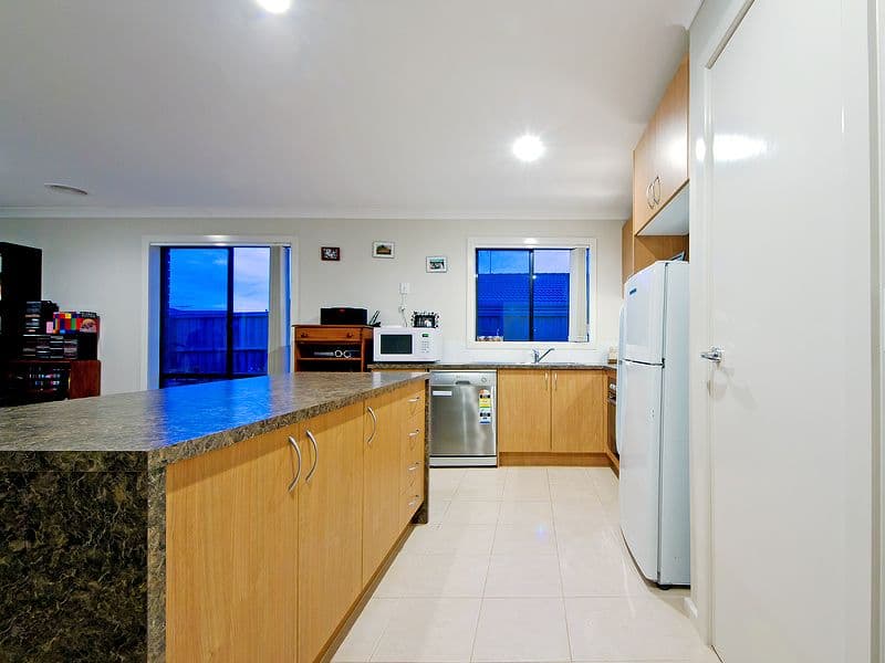 17 Crissa Street, TARNEIT VIC 3029, Tarneit - Thumbnail 4