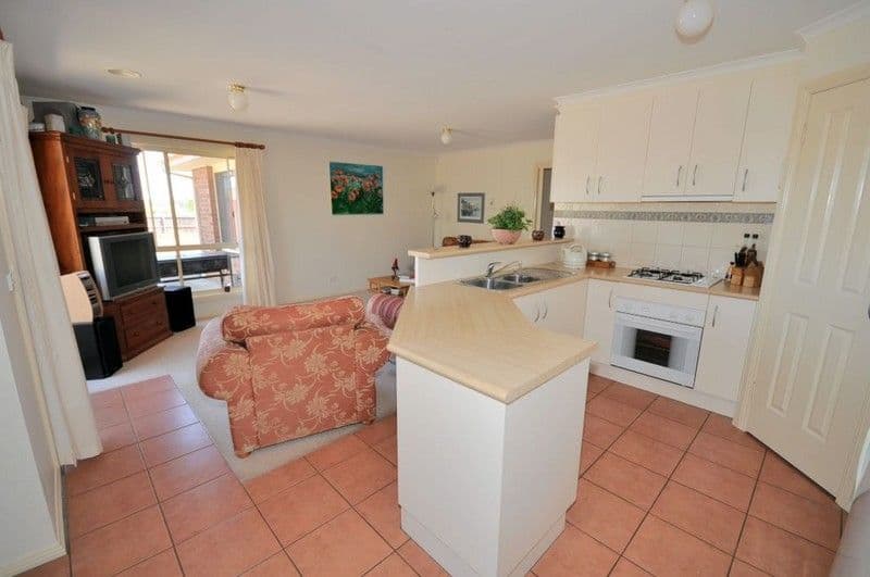 22 Earl Crescent, BANNOCKBURN VIC 3331, Bannockburn - Thumbnail 5