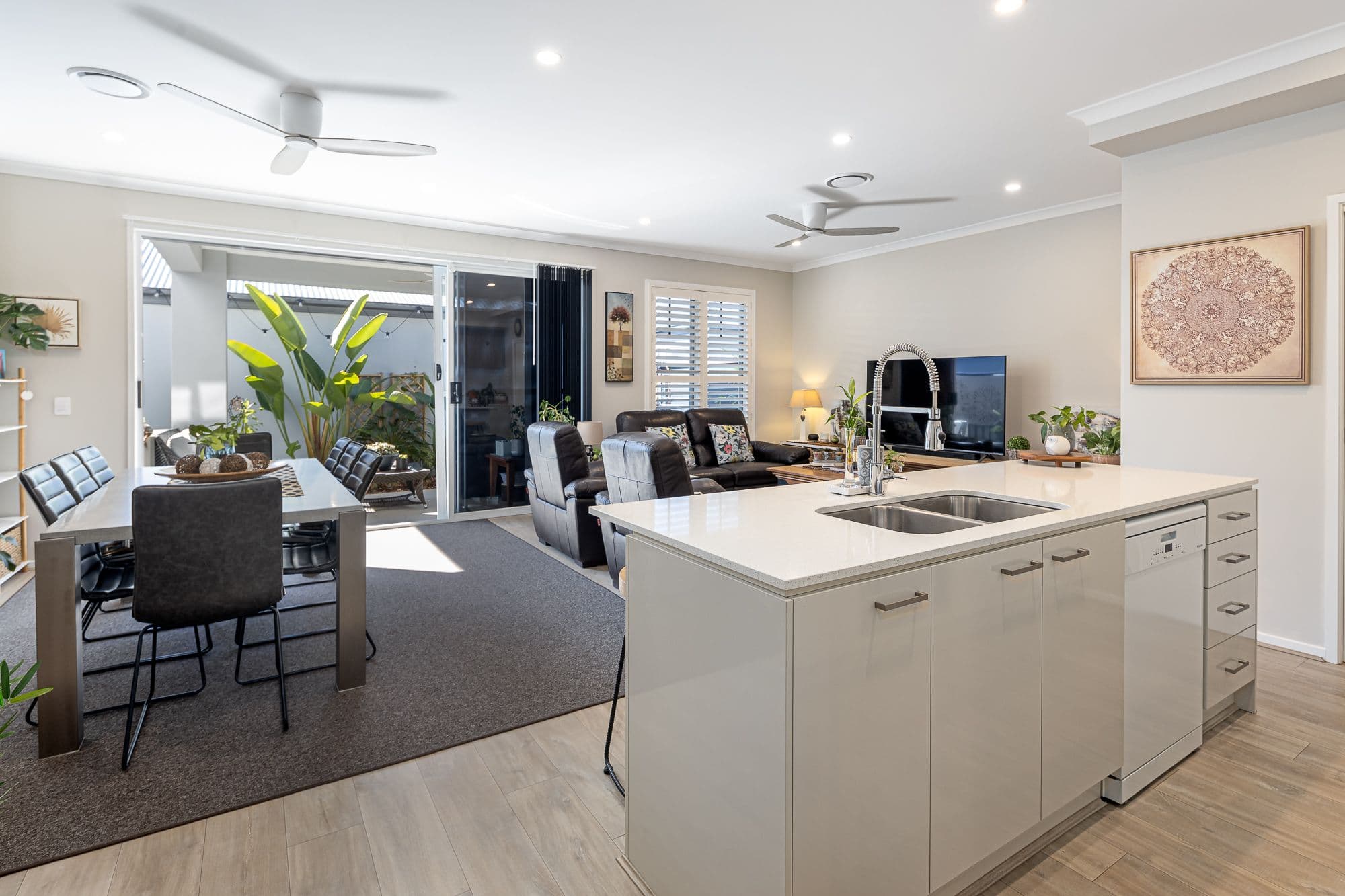 230 Lakeview Promenade, Newport QLD 4020, Newport - Thumbnail 4