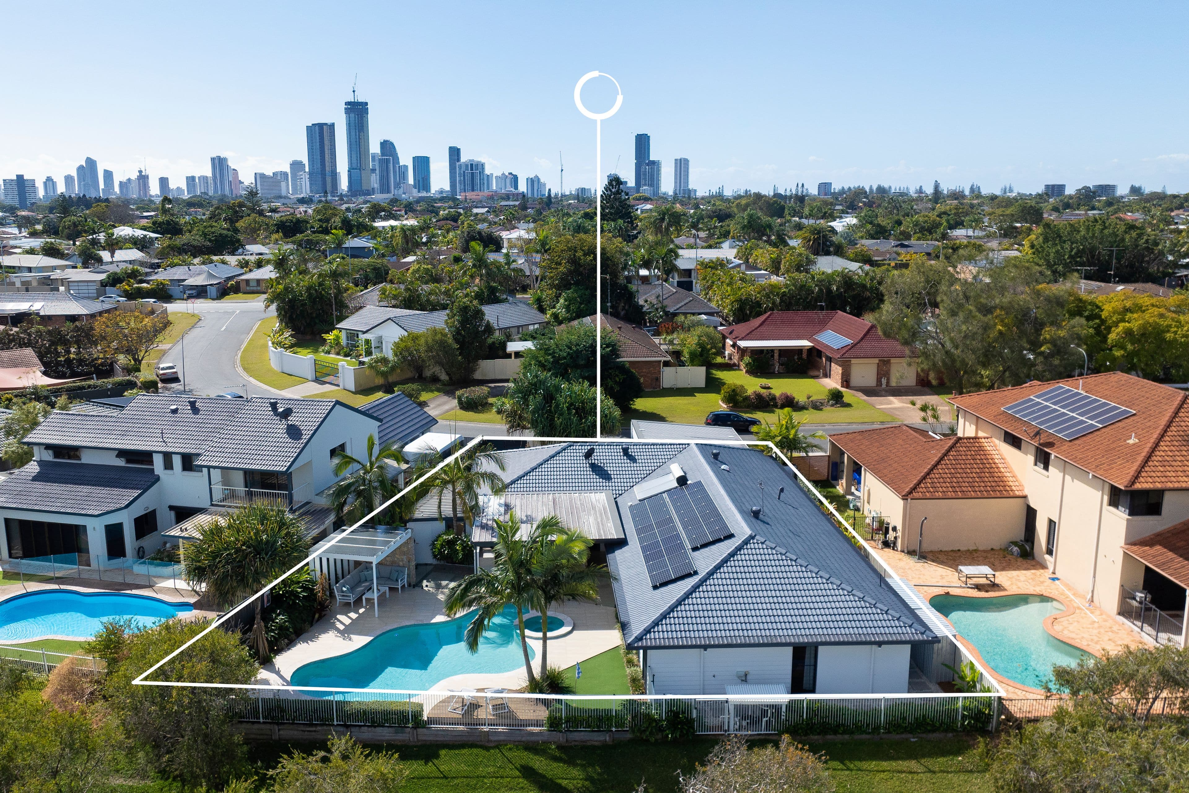 11 Keppel Court, Mermaid Waters QLD 4218, Mermaid Waters - Thumbnail 2