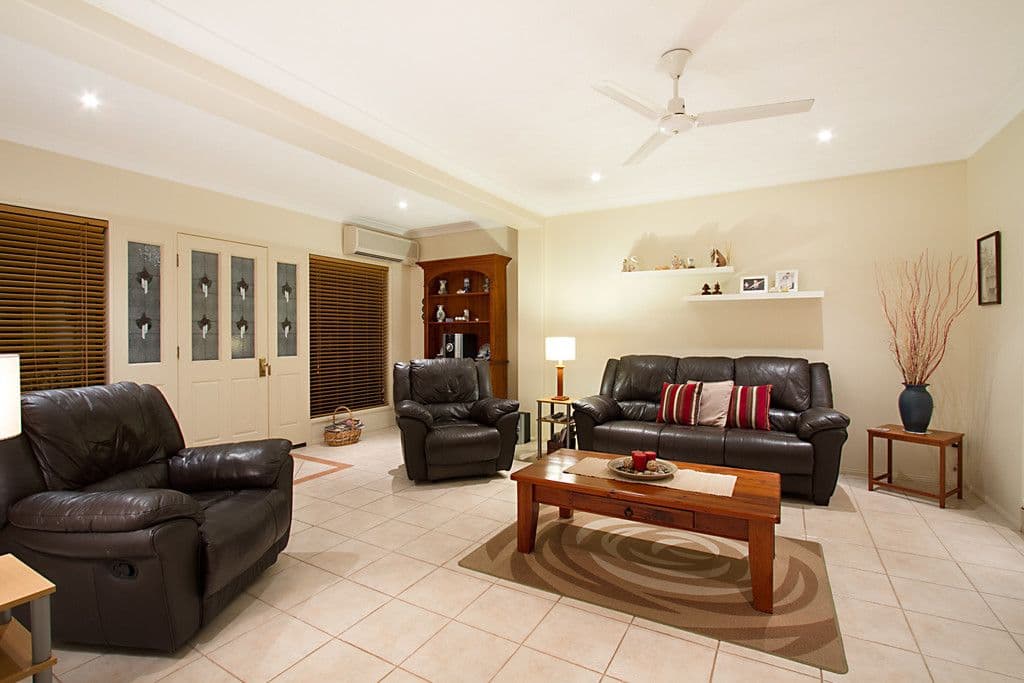 29 Ilkinia Avenue, Broadbeach Waters QLD 4218, Broadbeach Waters - Thumbnail 3