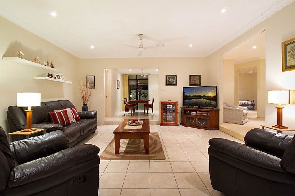 29 Ilkinia Avenue, Broadbeach Waters QLD 4218, Broadbeach Waters - Thumbnail 6