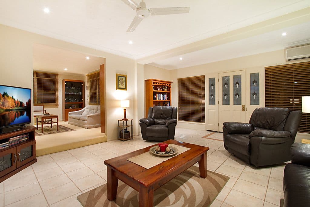 29 Ilkinia Avenue, Broadbeach Waters QLD 4218, Broadbeach Waters - Thumbnail 8