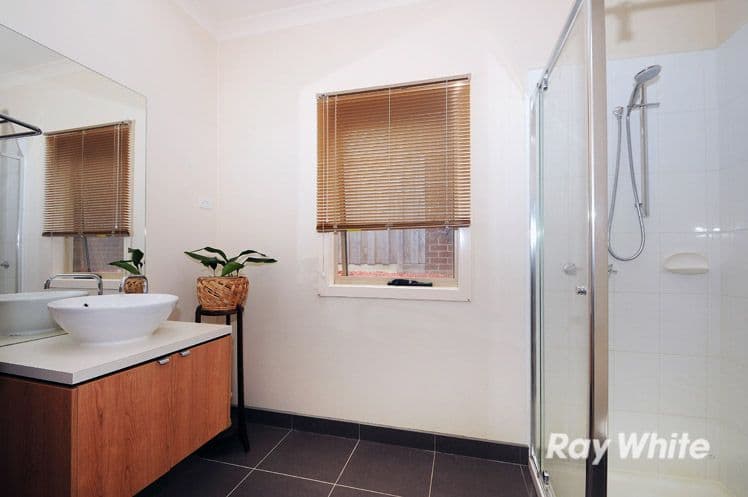 16 Flora Park Way, Carrum Downs VIC 3201, Carrum Downs - Thumbnail 8