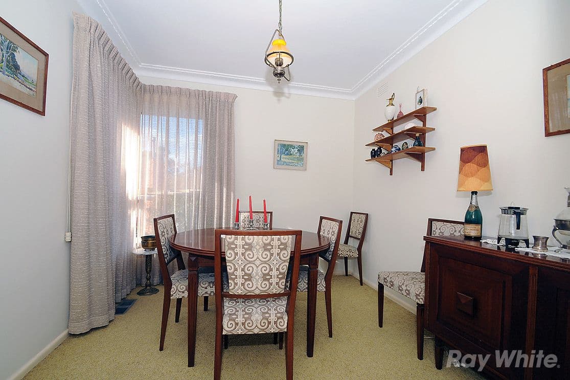 24 Delmore Crescent, GLEN WAVERLEY VIC 3150, Glen Waverley - Thumbnail 3