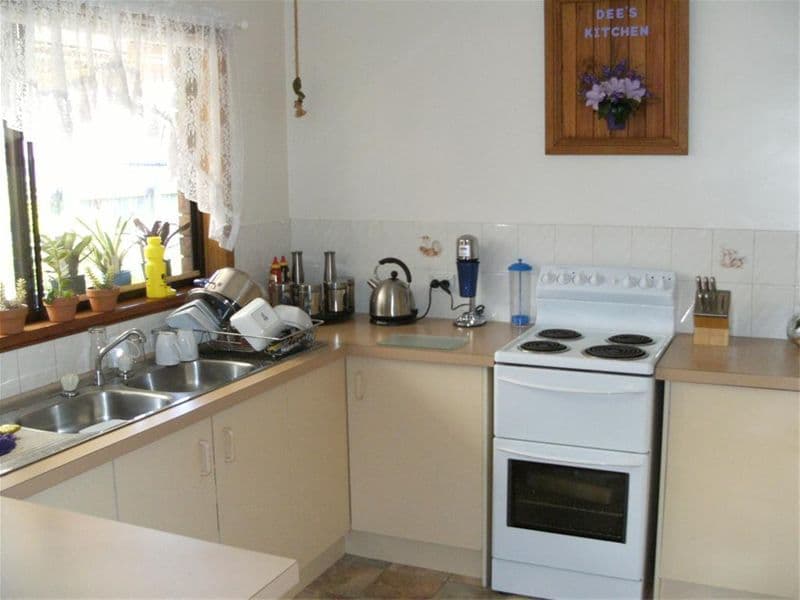 58 Samarai Drive, KAWUNGAN QLD 4655, Kawungan - Thumbnail 4