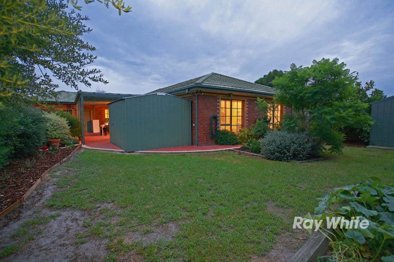 32 Lawless Drive, CRANBOURNE NORTH VIC 3977, Cranbourne North - Thumbnail 6