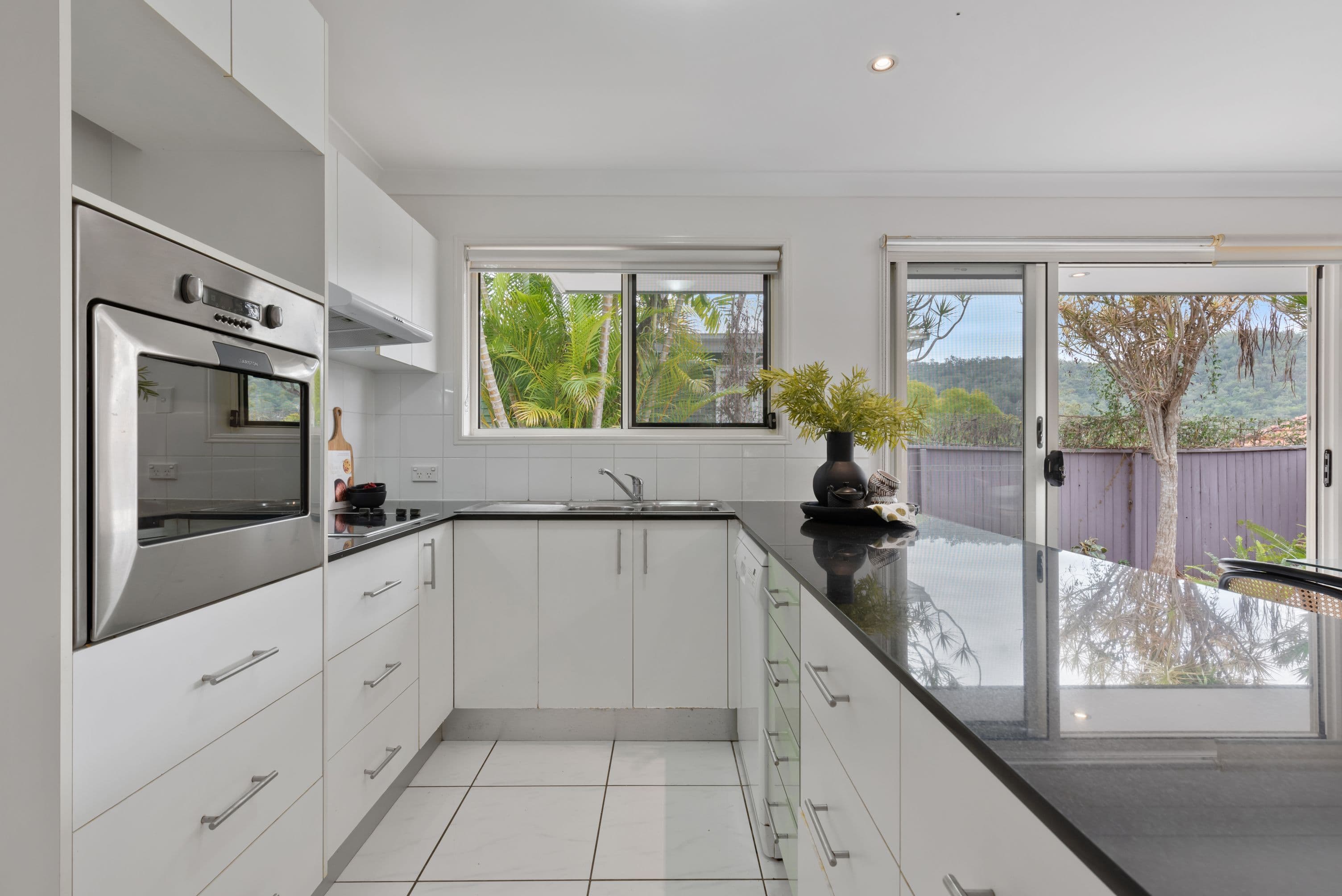 11 Pambula Street, THE GAP QLD 4061, The Gap - Thumbnail 4