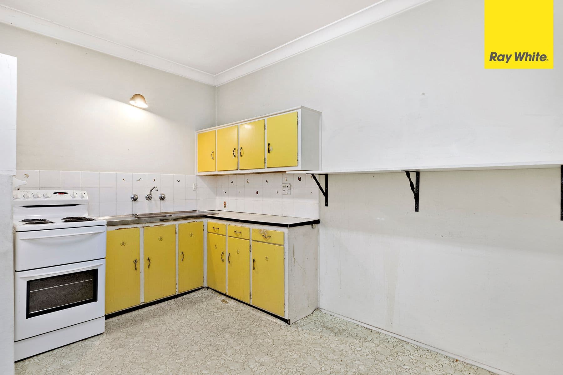 18 Broadway, Punchbowl NSW 2196, Punchbowl - Thumbnail 2
