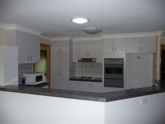 9 Jull Drive, CENTENARY HEIGHTS QLD 4350, Centenary Heights - Thumbnail 2
