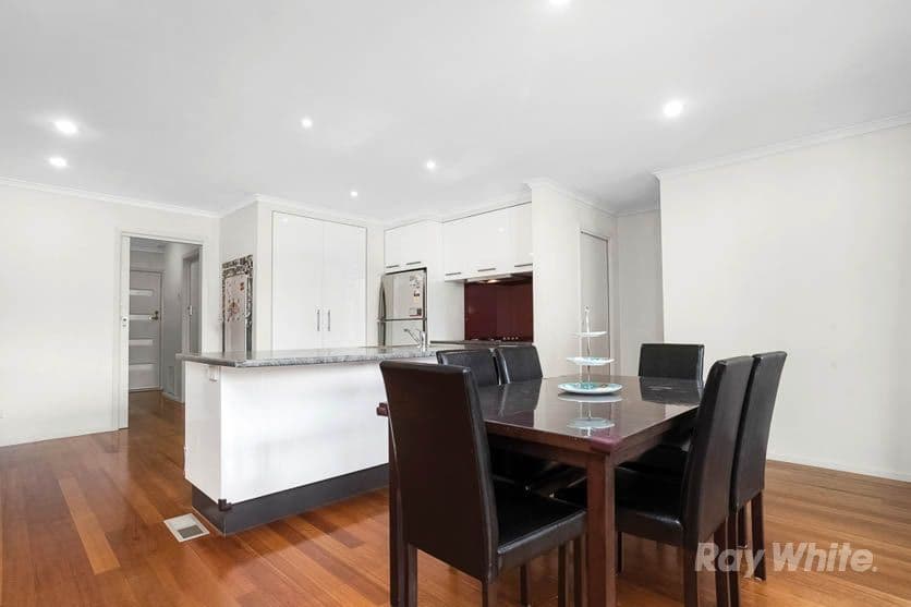 33 Whites Lane, Glen Waverley VIC 3150, Glen Waverley - Thumbnail 4