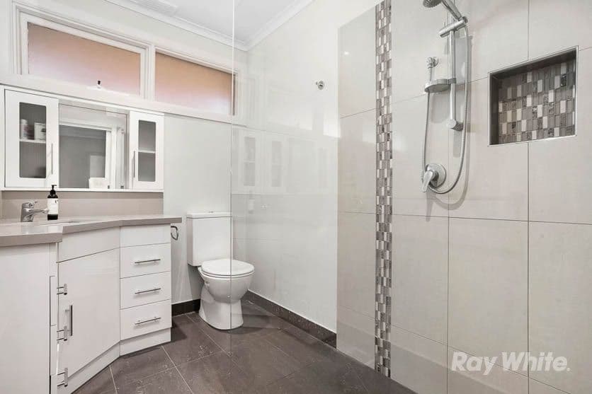 33 Whites Lane, Glen Waverley VIC 3150, Glen Waverley - Thumbnail 5