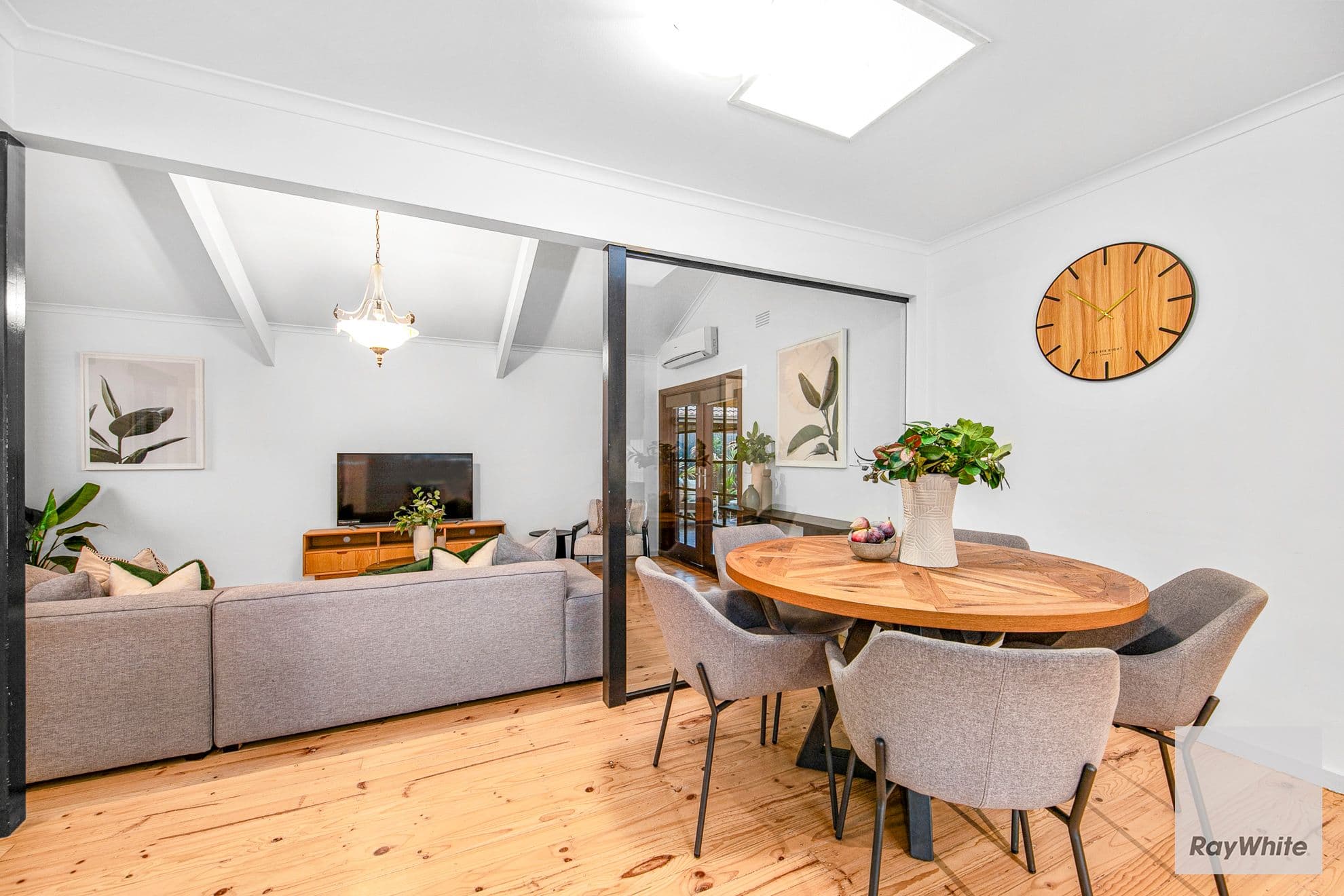 41 Wimmera Crescent, Keilor Downs VIC 3038, Keilor Downs - Thumbnail 3