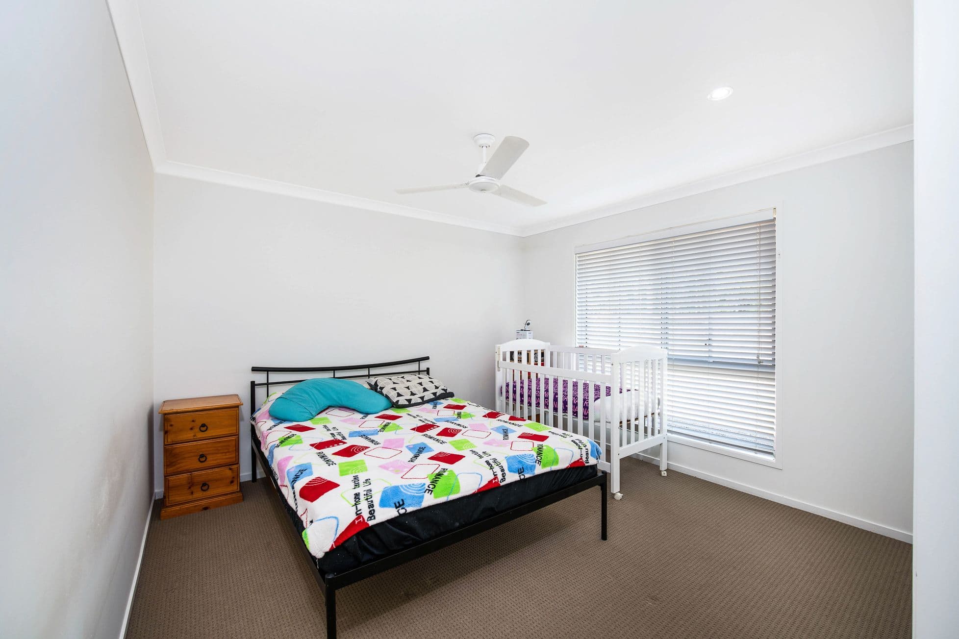 24 Malvern Drive, Moore Park Beach QLD 4670, Moore Park Beach - Thumbnail 7