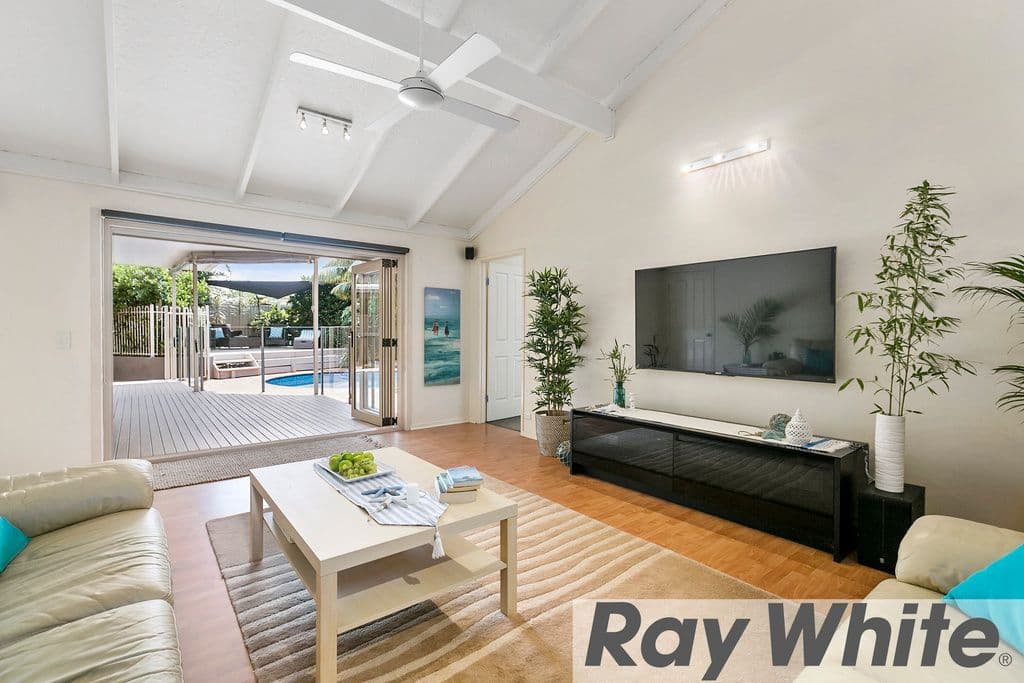4 Aaron Court, Wellington Point QLD 4160, Wellington Point - Thumbnail 2