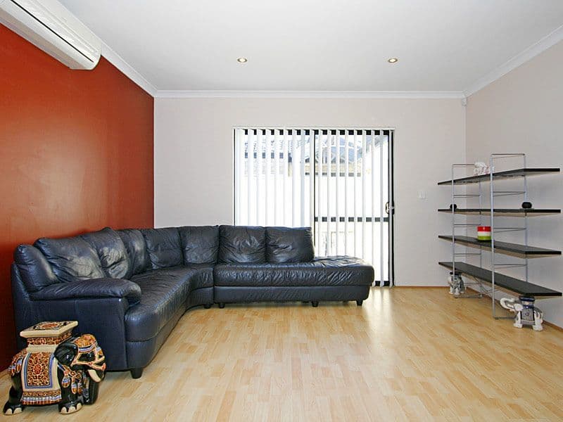 25b Stroughton Road, WESTMINSTER WA 6061, Westminster - Thumbnail 3