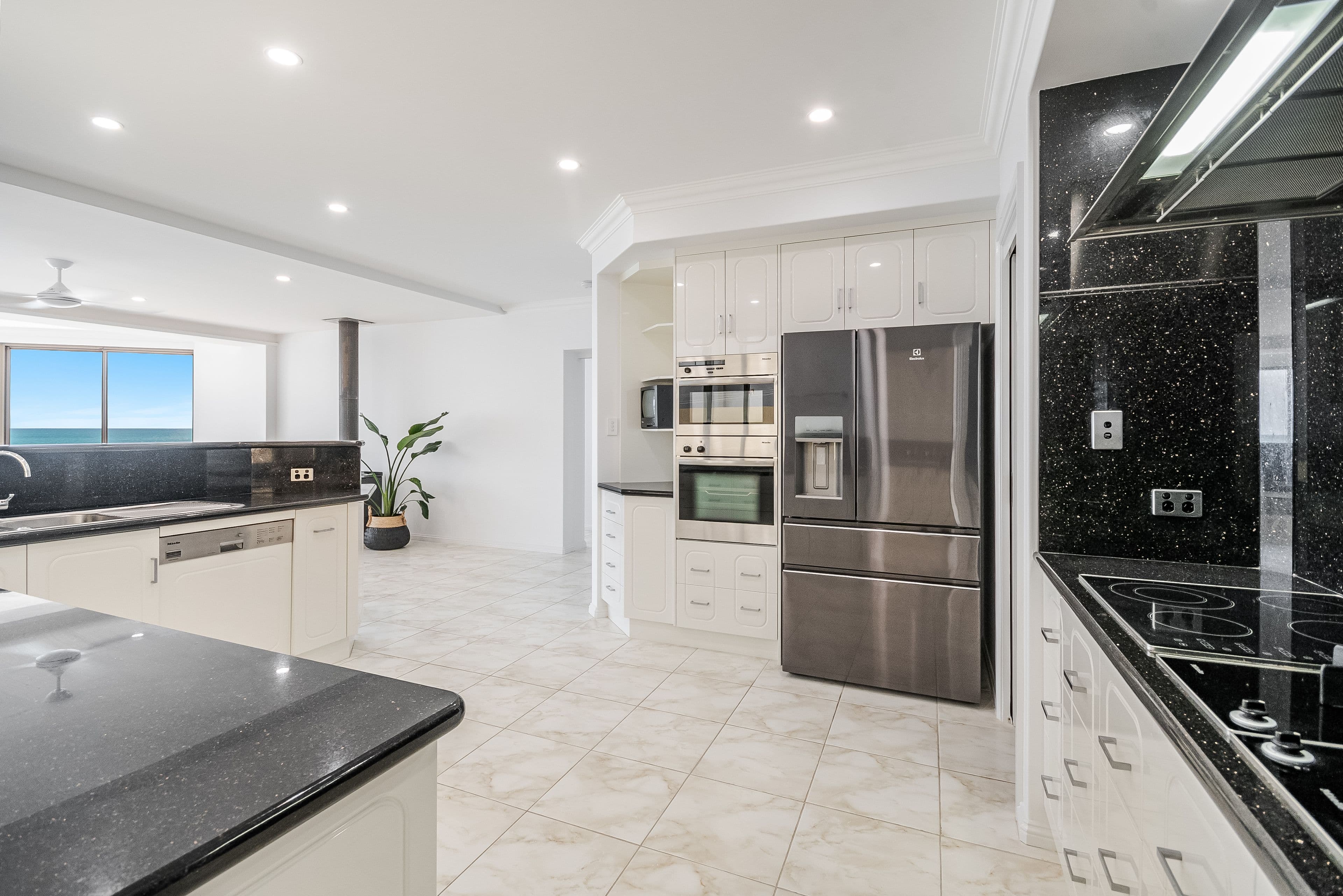 8 Ocean Street, Yamba NSW 2464, Yamba - Thumbnail 6