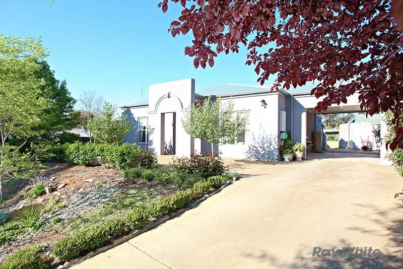 11 Glebe Close, Clare SA 5453, Clare - Image 1