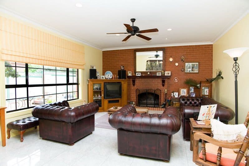 2 Silverthorn Court, MILL PARK VIC 3082, Mill Park - Thumbnail 3