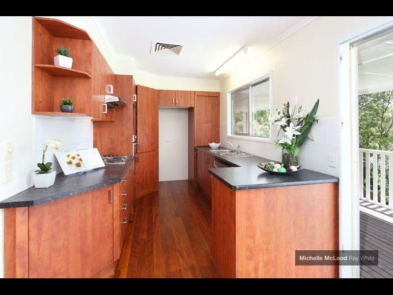 31 Orkney Street, KENMORE QLD 4069, Kenmore - Thumbnail 3