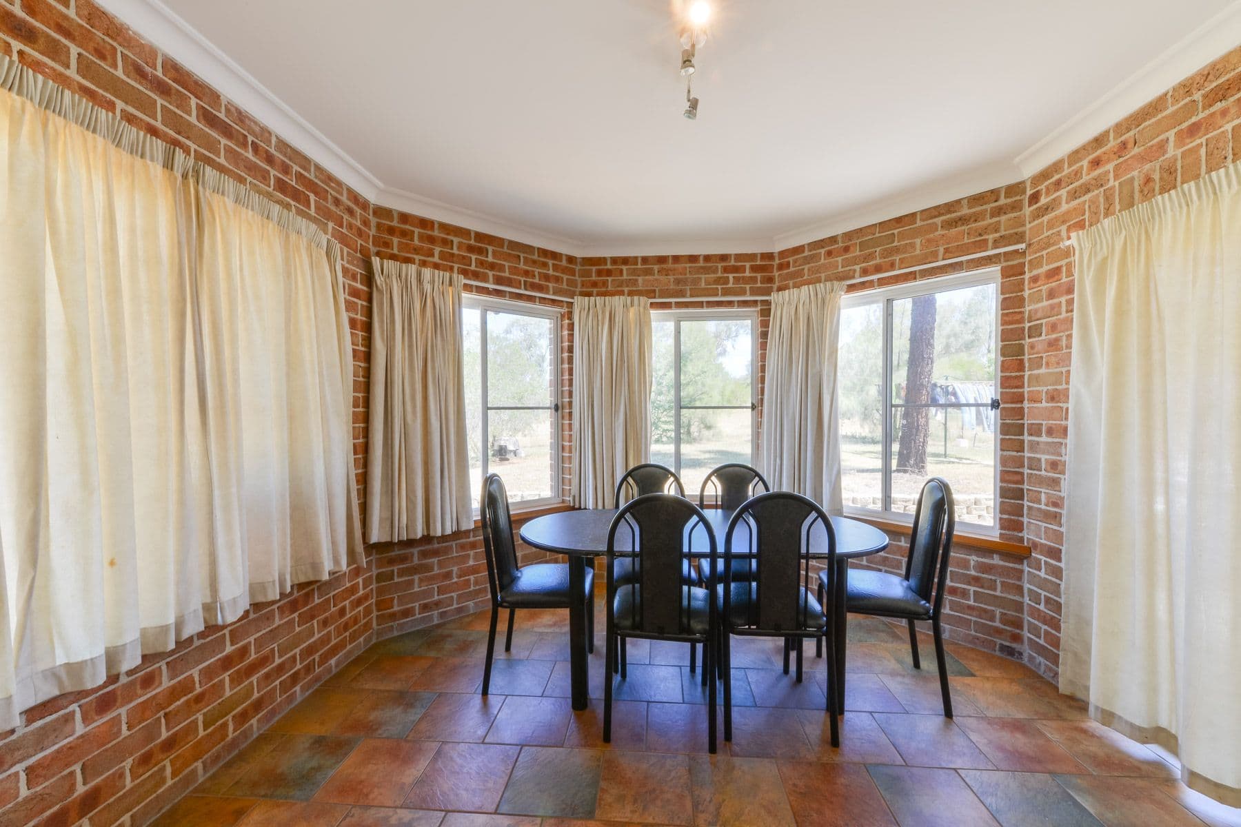 166 Tullamore Road, Tamworth NSW 2340, Tamworth - Thumbnail 6