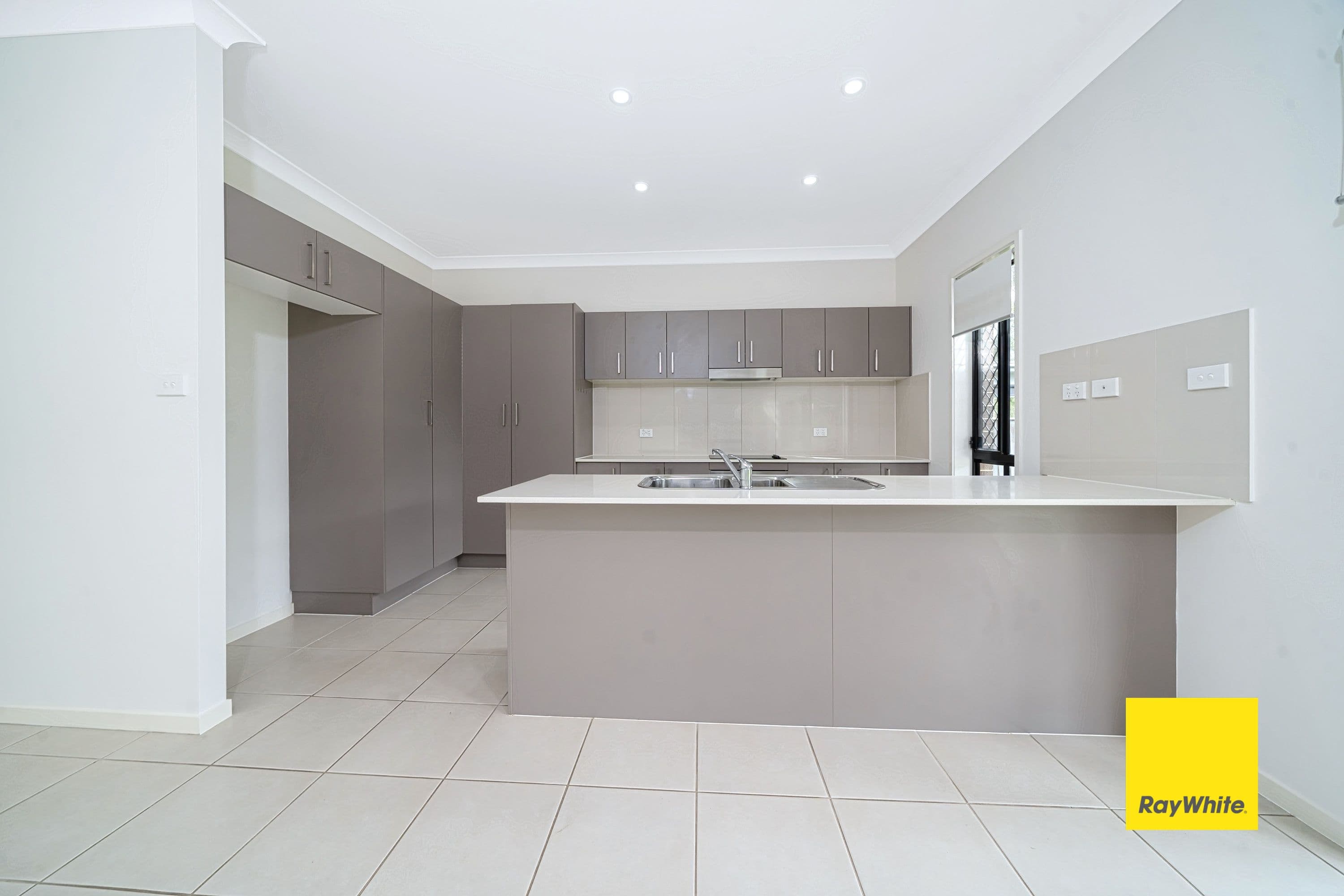 6 Lillypilly Street, Colebee NSW 2761, Colebee - Thumbnail 4