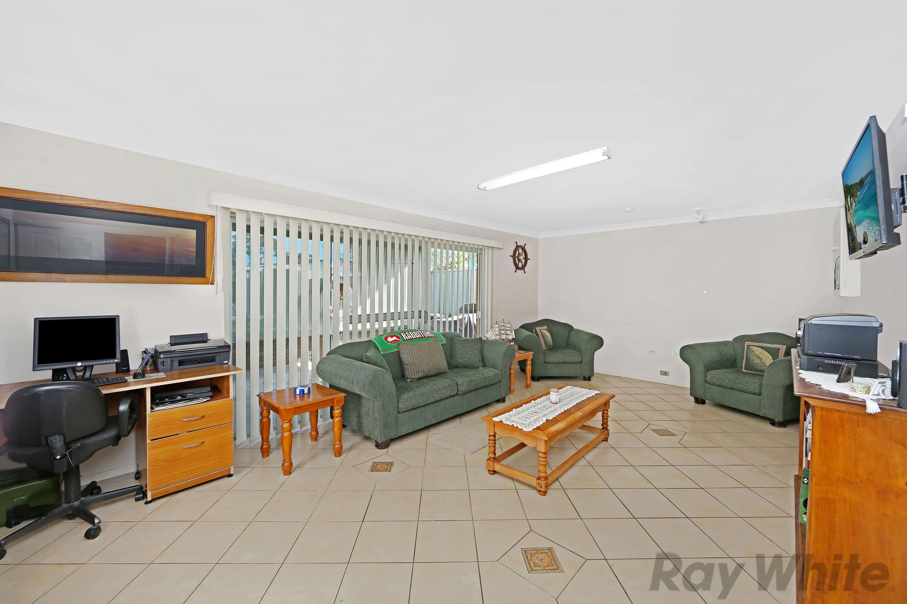 20 Woolana Avenue, Budgewoi - Thumbnail 2