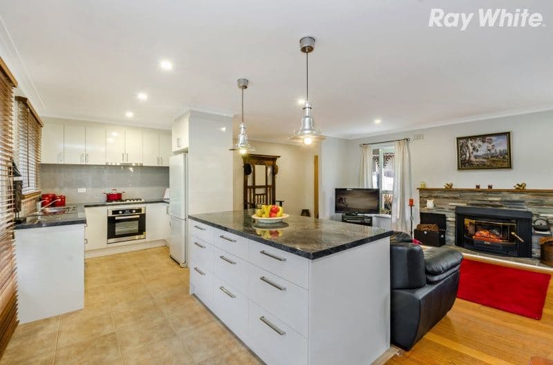 64 Tate Avenue, Wantirna South VIC 3152, Wantirna South - Thumbnail 2