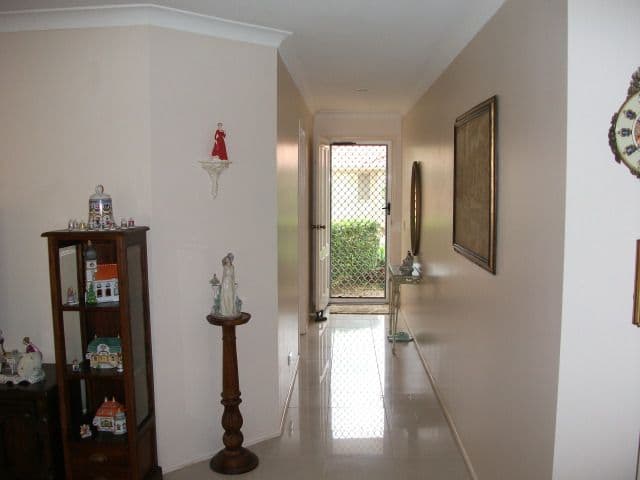 2 Anaheim Drive, HELENSVALE QLD 4212, Helensvale - Thumbnail 4