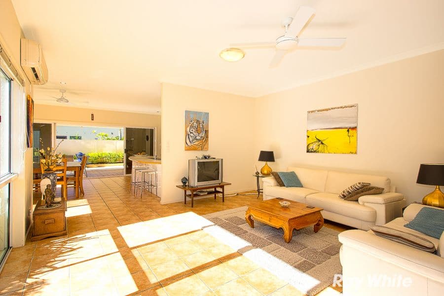 36 Dugong Crescent, BANKSIA BEACH QLD 4507, Banksia Beach - Thumbnail 2