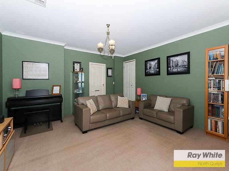 6 Claredon Court, Alexander Heights WA 6064, Alexander Heights - Thumbnail 3
