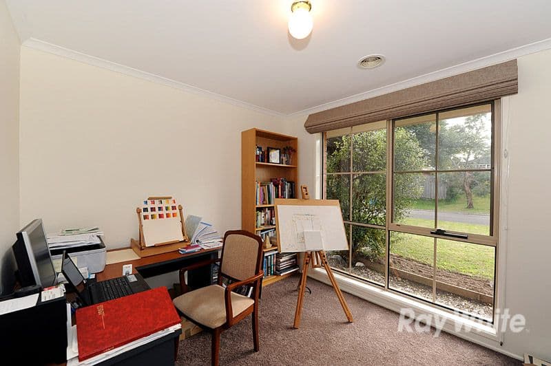 1 Cooma Court, BERWICK VIC 3806, Berwick - Thumbnail 6