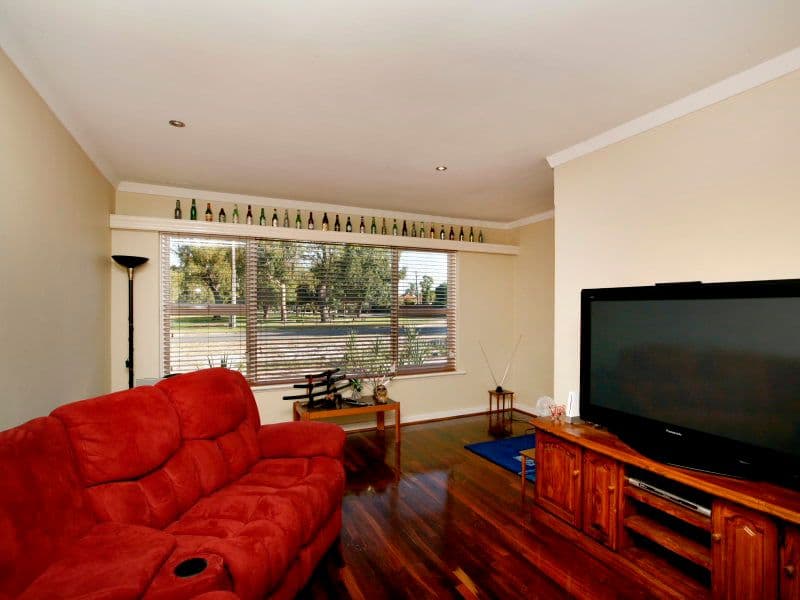 29 Fitzgerald Road, MORLEY WA 6062, Morley - Thumbnail 2