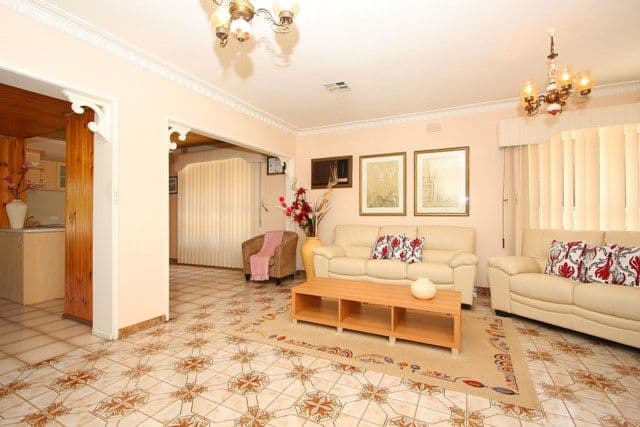 137 Broadhurst Avenue, RESERVOIR VIC 3073, Reservoir - Thumbnail 6