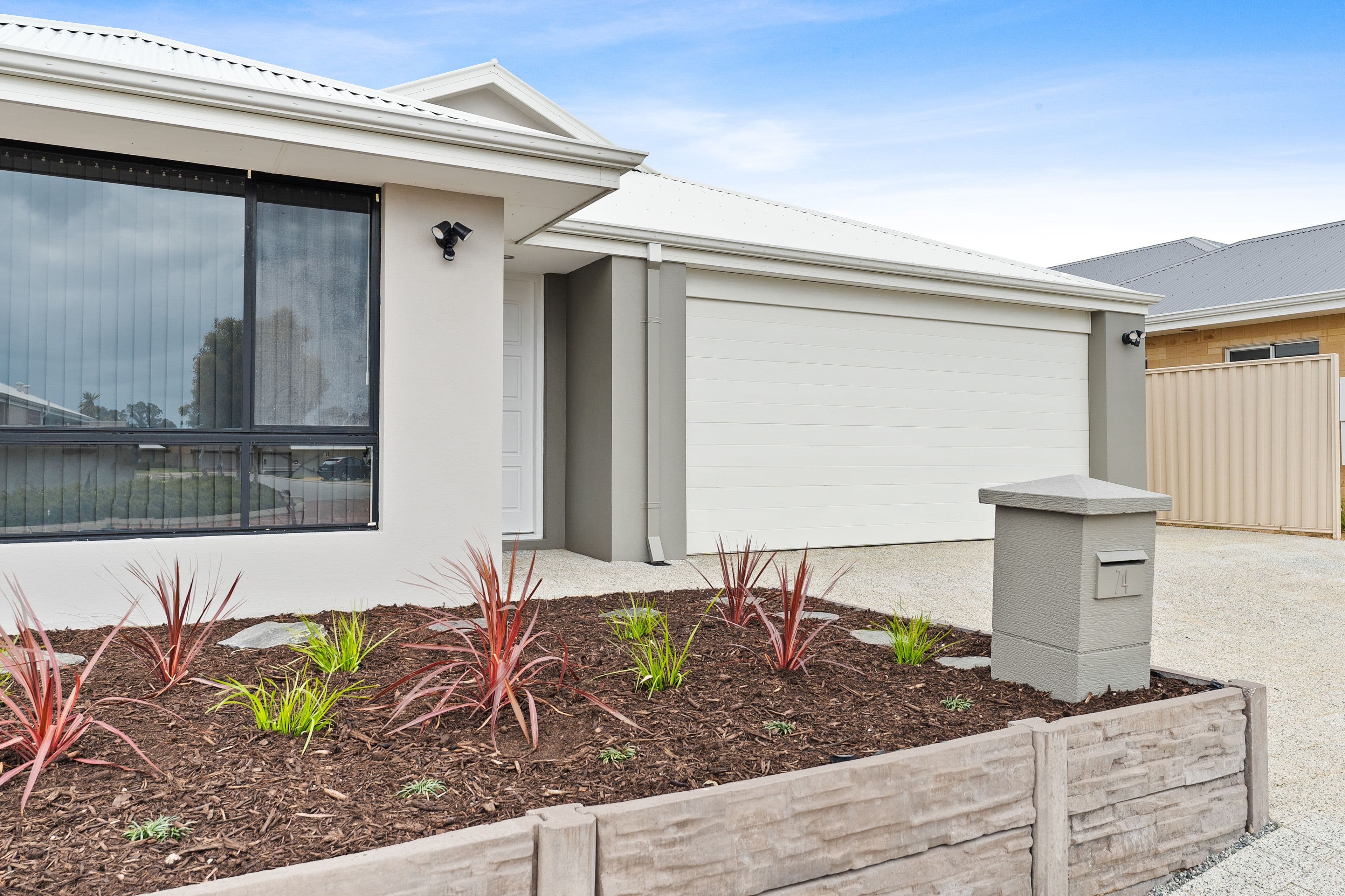 74 Lennox Drive, Secret Harbour WA 6173, Secret Harbour - Thumbnail 2