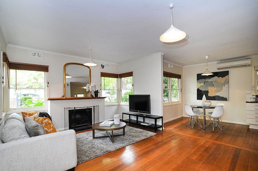 12 Sunbeam Avenue, RINGWOOD EAST VIC 3135, Ringwood East - Thumbnail 2