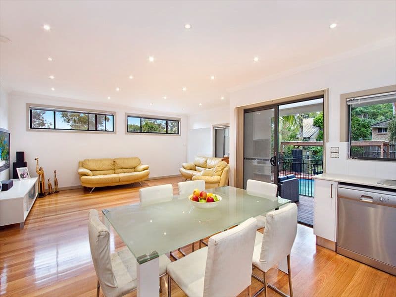 34 Glencoe Street, SUTHERLAND NSW 2232, Sutherland - Thumbnail 2