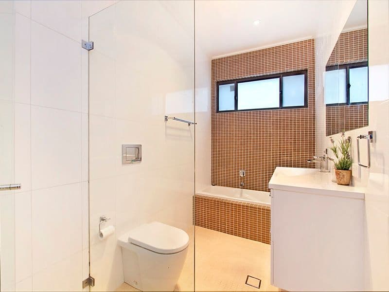 34 Glencoe Street, SUTHERLAND NSW 2232, Sutherland - Thumbnail 6