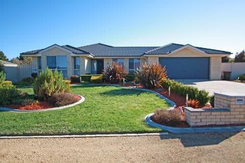 5 Larmer Street, BUNGENDORE NSW 2621, Bungendore - Image 1