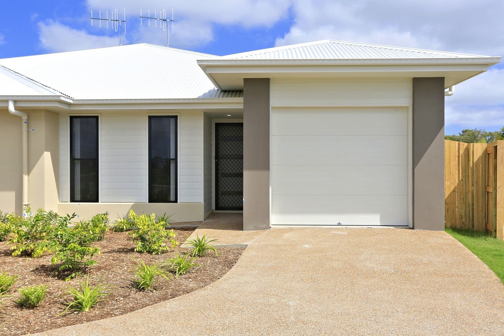 45 Sorrento Drive, Bargara QLD 4670, Bargara - Thumbnail 2